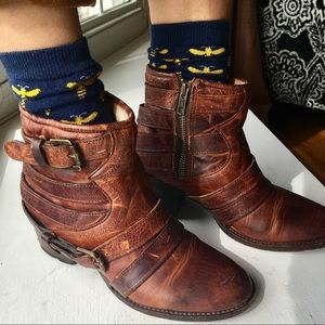 Freebird Estes distressed leather heeled boots